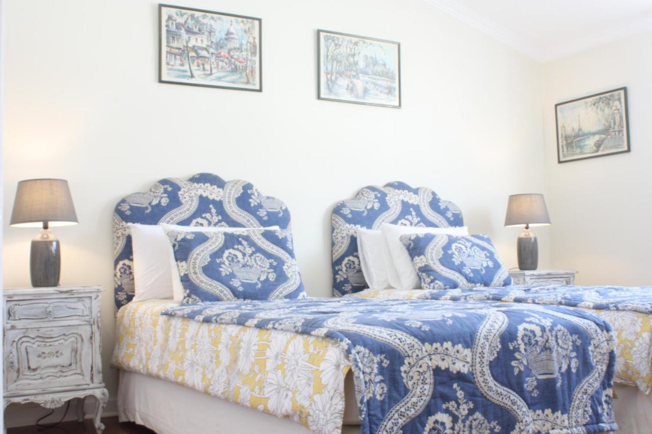 Petunia - Guest House Cascais Buitenkant foto