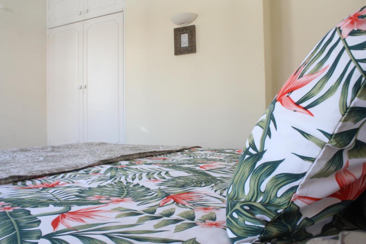 Petunia - Guest House Cascais Kamer foto