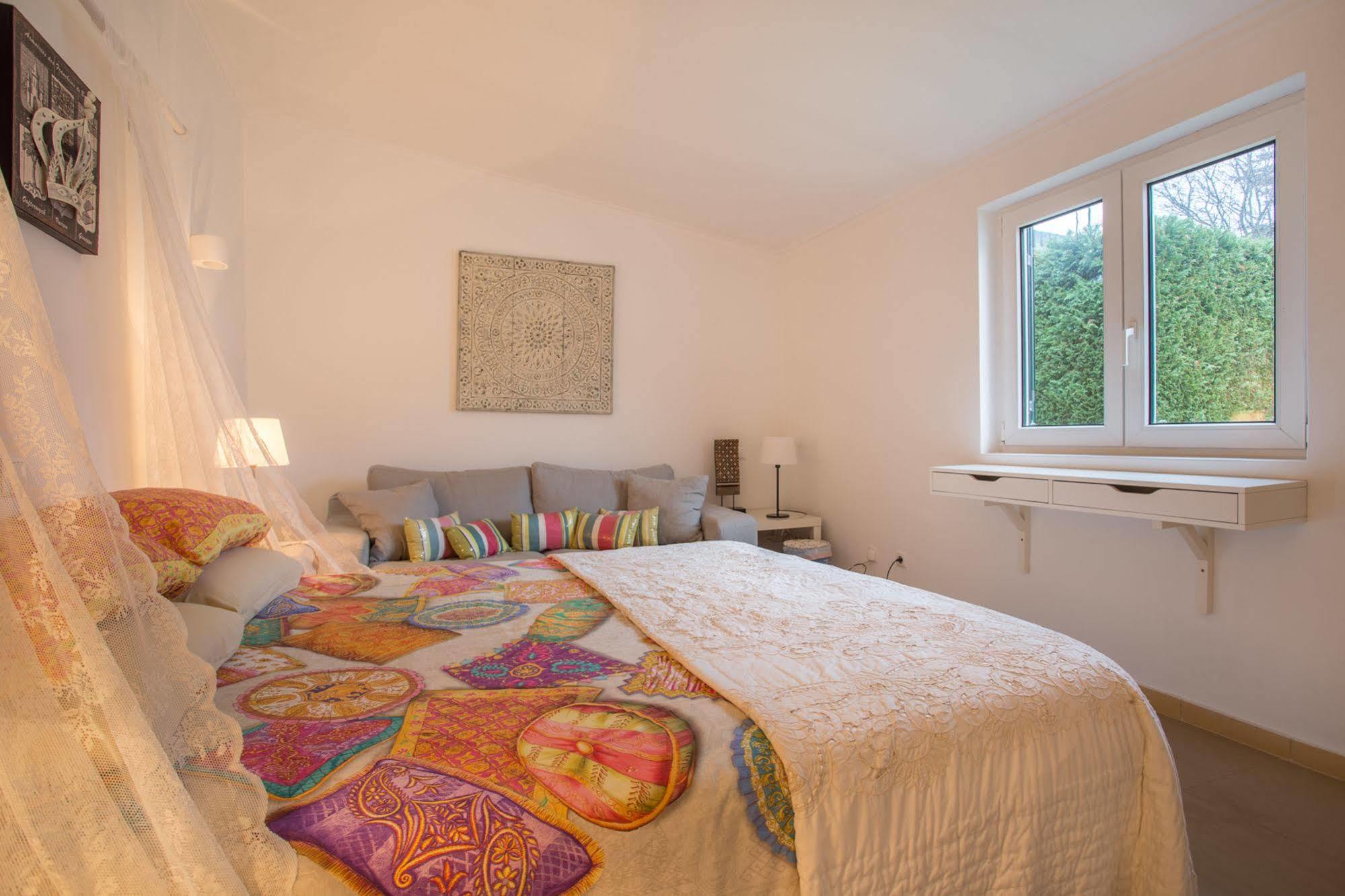 Petunia - Guest House Cascais Buitenkant foto